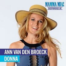 Ann van den Broeck speelt moeder Donna